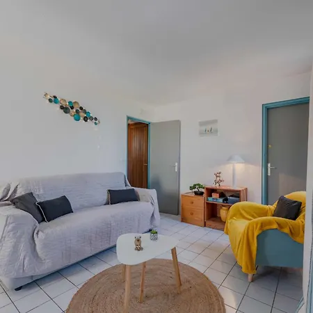 Dominica-5 By Interhome Apartment Le Barcares